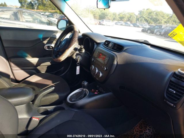 KNDJN2A24E7738898 KIA Soul Base
