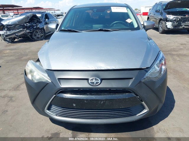 2016 SCION IA VIN: 3MYDLBZV8GY138261