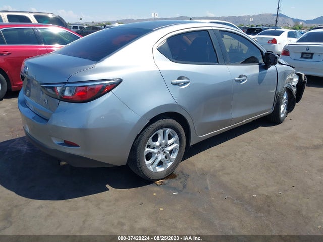 2016 SCION IA VIN: 3MYDLBZV8GY138261