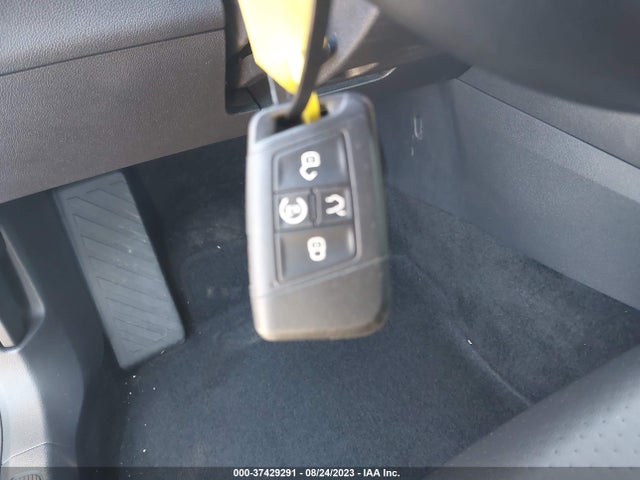 3VWE57BU8KM192992 Volkswagen JETTA SEL