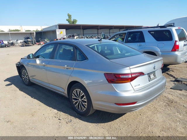 3VWE57BU8KM192992 Volkswagen JETTA SEL
