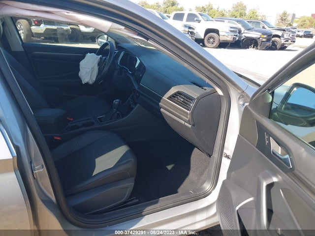 3VWE57BU8KM192992 Volkswagen JETTA SEL