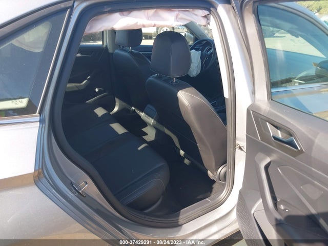 3VWE57BU8KM192992 Volkswagen JETTA SEL
