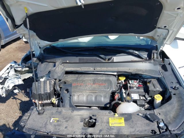 3C4NJDBB2KT704098 Jeep Compass Latitude