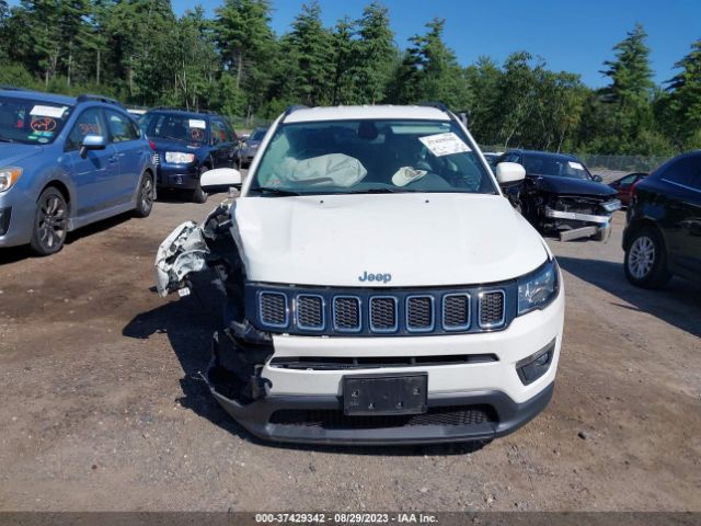 3C4NJDBB2KT704098 Jeep Compass Latitude