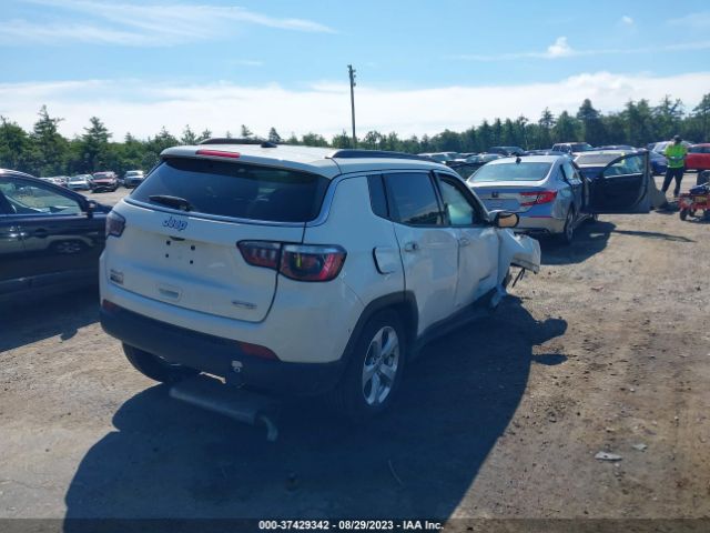 3C4NJDBB2KT704098 Jeep Compass Latitude