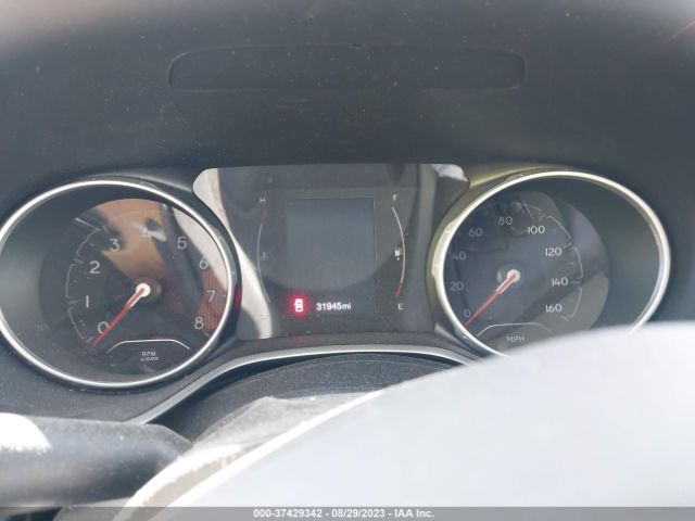 3C4NJDBB2KT704098 Jeep Compass Latitude