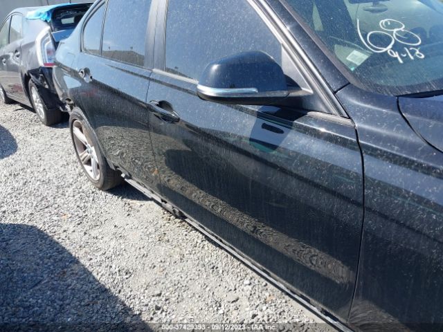 WBA3C1C53FK123139 BMW 3 Series 328i