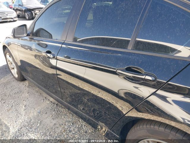 WBA3C1C53FK123139 BMW 3 Series 328i