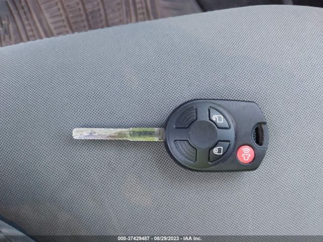 1FMCU9G91GUC28694 Ford ESCAPE SE
