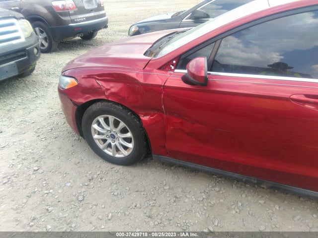 1FA6P0G71F5112915 Ford FUSION S