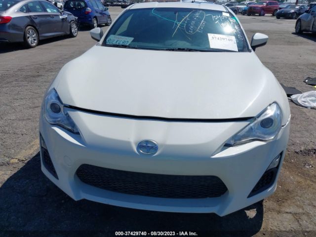 JF1ZNAA1XG8704083 Scion FR-S