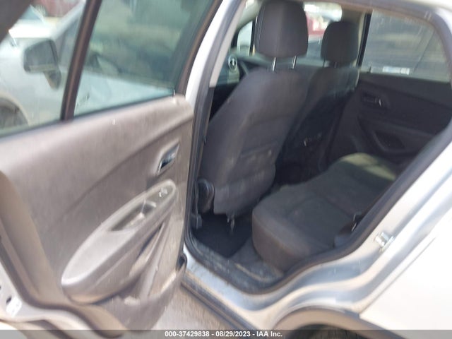 Chevrolet TRAX LS 2016 3GNCJKSB9GL272345 Image 8