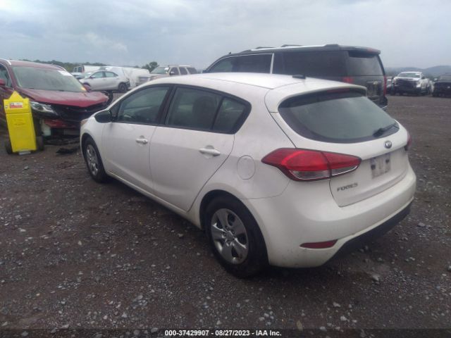 KNAFK5A83H5674340 KIA Forte5 Lx
