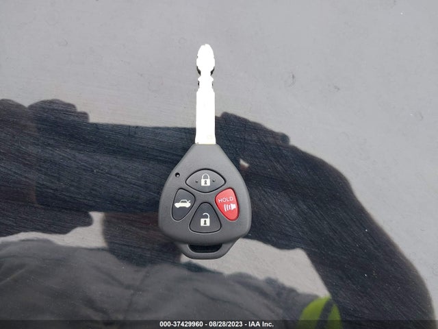 2011 TOYOTA COROLLA L/LE/S VIN: 2T1BU4EE6BC664904