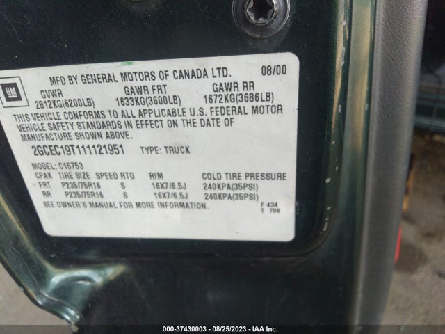 2001 CHEVROLET SILVERADO 1500 LS VIN: 2GCEC19T111121951