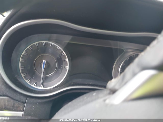 2C3CCAEG2GH287030 Chrysler 300 300c
