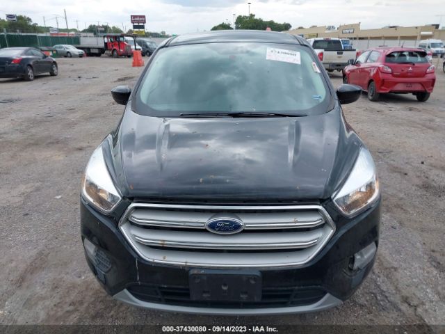 1FMCU9GD3KUB29520 Ford ESCAPE SE