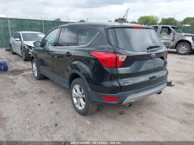 1FMCU9GD3KUB29520 Ford ESCAPE SE