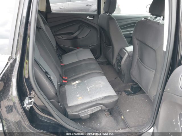 1FMCU9GD3KUB29520 Ford ESCAPE SE
