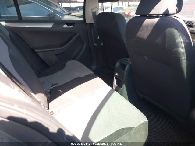 3VW167AJ1JM214901 Volkswagen Jetta 1.4t S