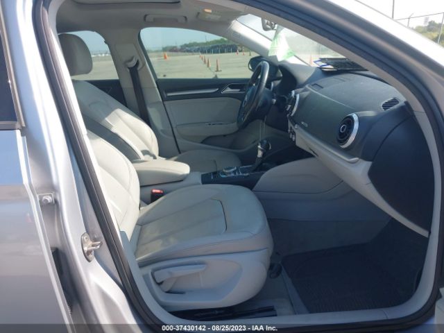 2016 AUDI A3 WAUA7GFF9G1112530 Photo 4