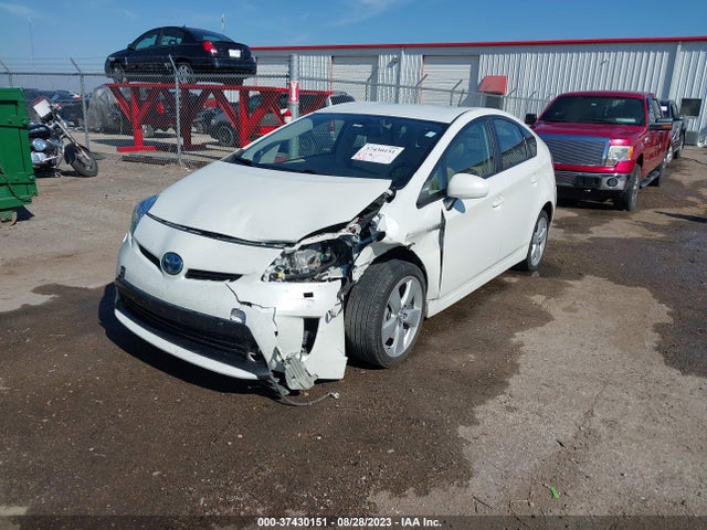 Toyota Prius Four/five/three/one/two 2014 JTDKN3DU2E1835852 Image 2