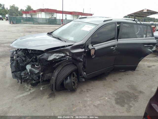 Toyota RAV4 LE 2017 JTMBFREV3HJ164817 Image 2