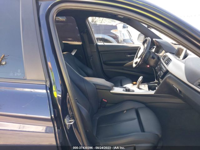 WBA8E1G59GNT36607 BMW 3 Series 320i