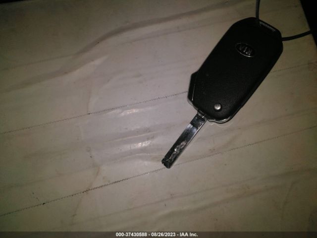 3KPF24AD8ME394129 KIA FORTE FE