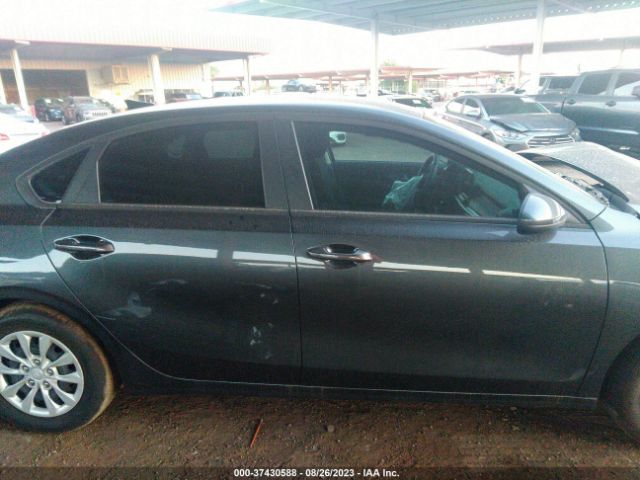 3KPF24AD8ME394129 KIA FORTE FE