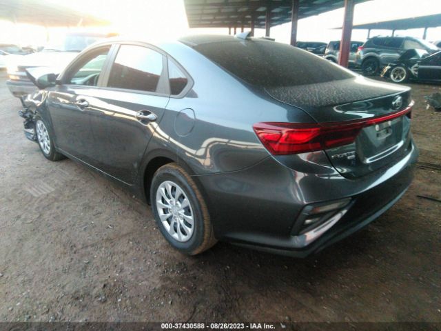 3KPF24AD8ME394129 KIA FORTE FE