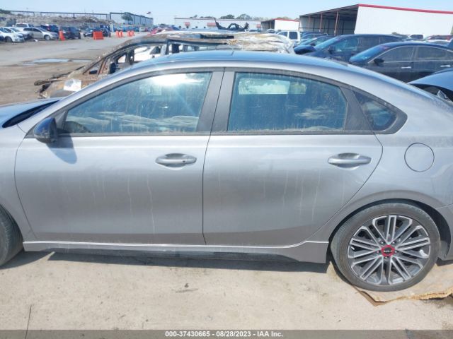3KPF44AC9NE413385 KIA FORTE GT