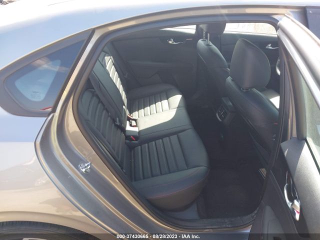 3KPF44AC9NE413385 KIA FORTE GT