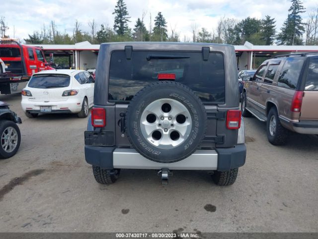 1C4GJWBG3EL225141 Jeep Wrangler Sahara