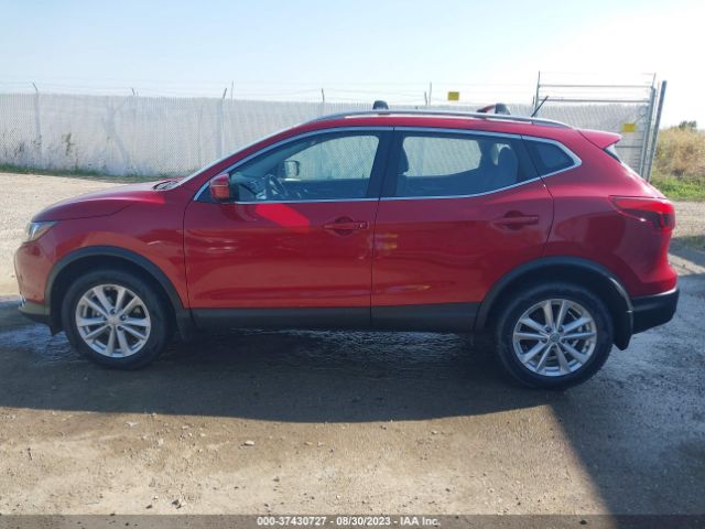 JN1BJ1CR0JW293776 Nissan Rogue Sport Sv