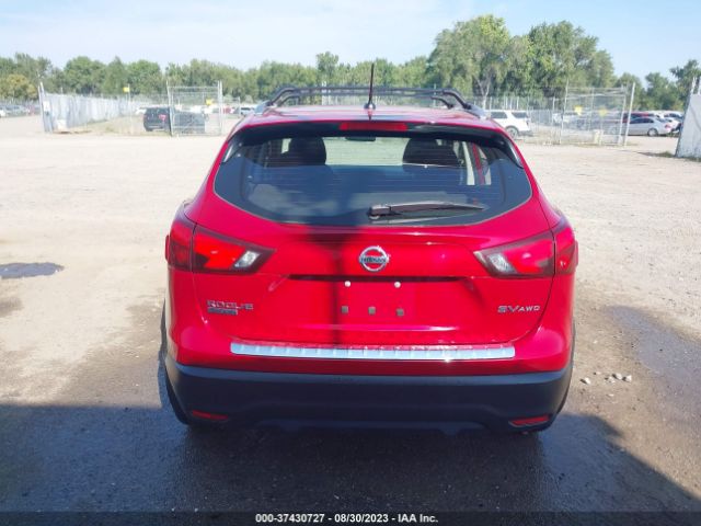 JN1BJ1CR0JW293776 Nissan Rogue Sport Sv