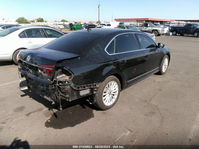 1VWBT7A36HC017961 Volkswagen Passat 1.8t Se