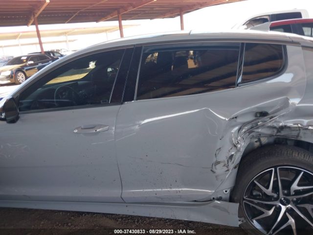 KNAE35LD4N6116604 KIA Stinger Gt-line