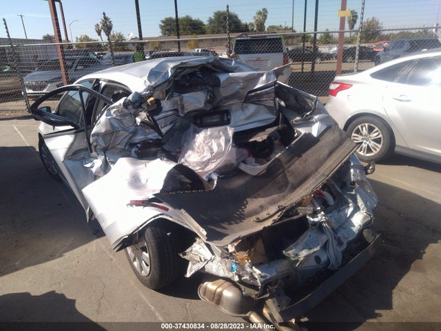 3VW2K7AJ8FM321337 Volkswagen Jetta Sedan 2.0l S