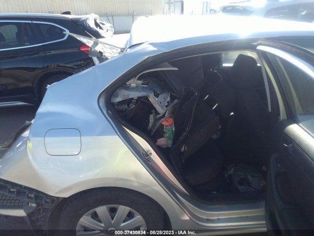 3VW2K7AJ8FM321337 Volkswagen Jetta Sedan 2.0l S
