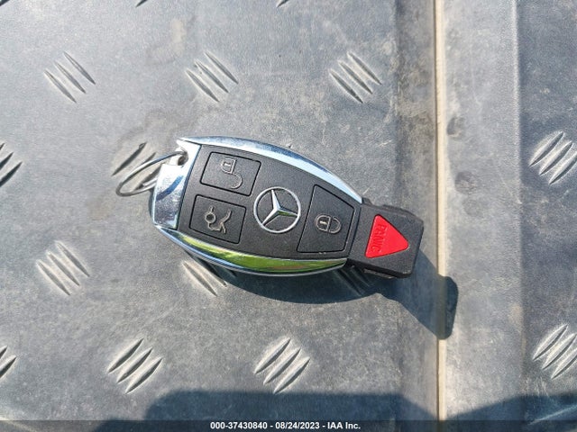 55SWF4JBXGU118597 Mercedes-Benz C-class C 300