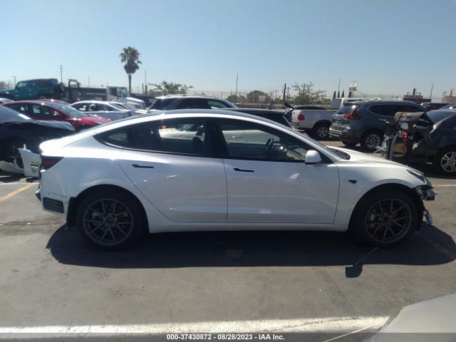 5YJ3E1EA1PF405401 Tesla MODEL 3