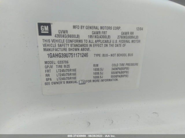 2005 CHEVROLET EXPRESS PASSENGER VIN: 1GAHG39U751171246