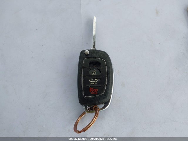 2015 HYUNDAI SONATA 2.4L SE VIN: 5NPE24AF8FH001306