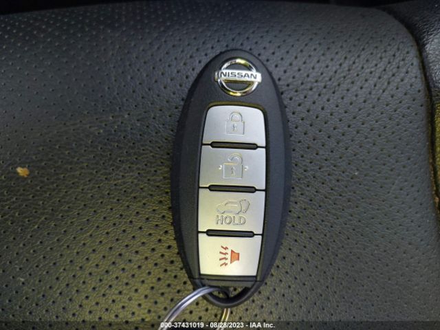 5N1AT2MT9GC764669 Nissan Rogue Sl