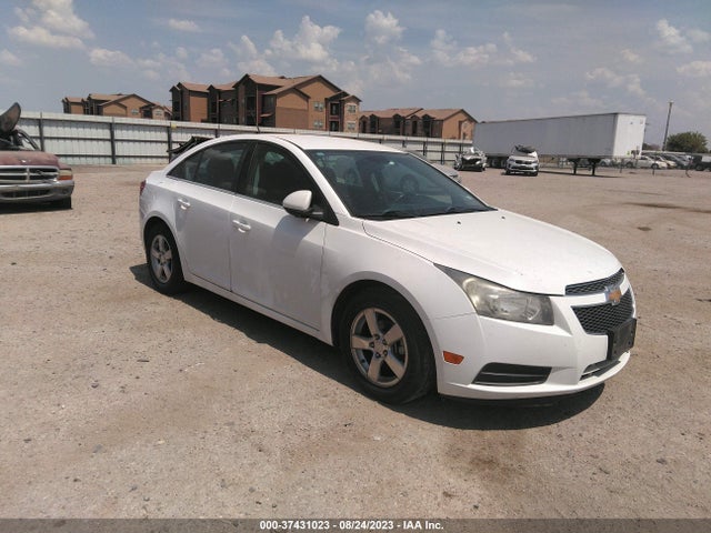 2014 1G1PC5SB0E7117702 main image