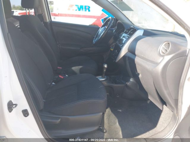 3N1CN7AP9HL821585 Nissan Versa Sedan Sv