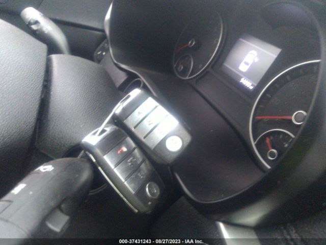 5XXGT4L30LG415227 KIA Optima S