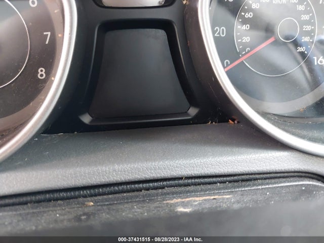 2013 HYUNDAI ELANTRA GLS PZEV VIN: 5NPDH4AE2DH261022